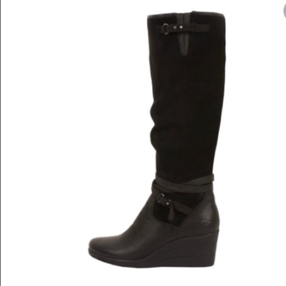 UGG Lesley brown waterproof suede wedges boots 6